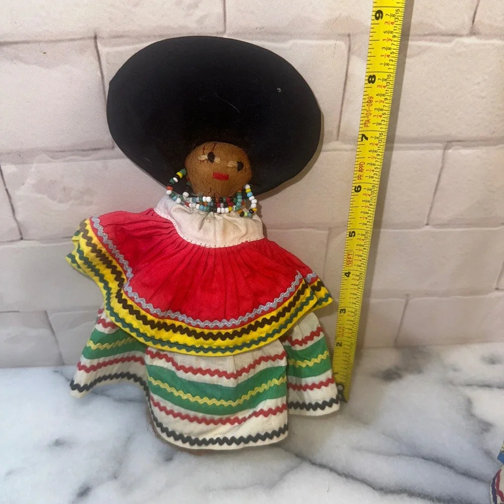 Vintage Seminole Folk Art Coconut Head Doll Traditional Patchwork Dress 8.5
